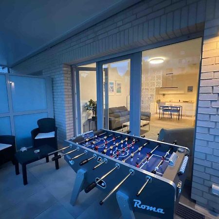 Luxurioeses Apartment,Neubau, 4 Personen, Parkplatz, Griechischer Stil Bochum Exteriör bild