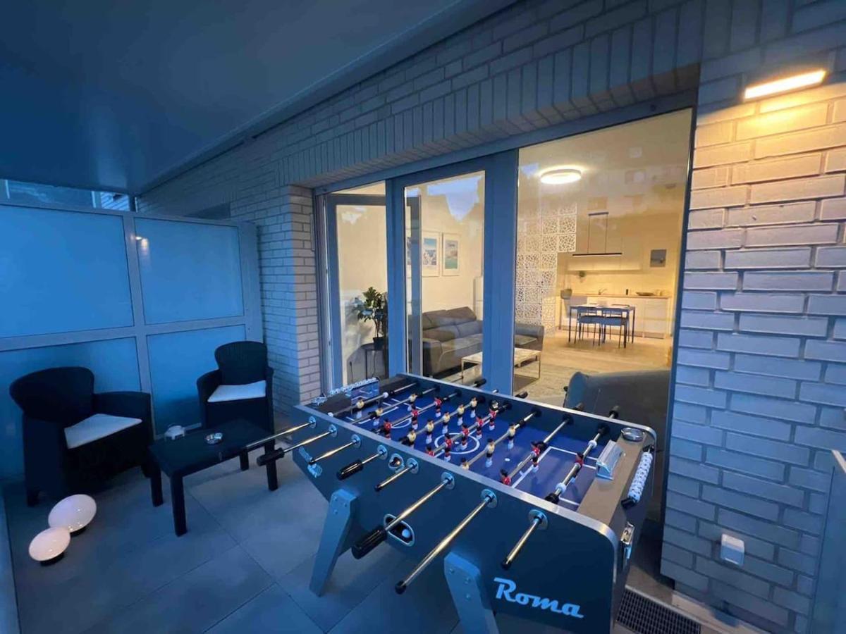 Luxurioeses Apartment,Neubau, 4 Personen, Parkplatz, Griechischer Stil Bochum Exteriör bild