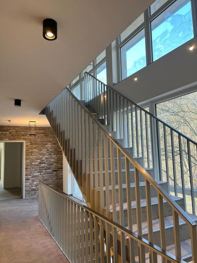 Luxurioeses Apartment,Neubau, 4 Personen, Parkplatz, Griechischer Stil Bochum Exteriör bild