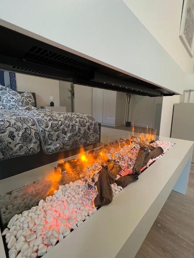 Luxurioeses Apartment,Neubau, 4 Personen, Parkplatz, Griechischer Stil Bochum Exteriör bild