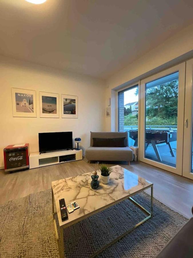 Luxurioeses Apartment,Neubau, 4 Personen, Parkplatz, Griechischer Stil Bochum Exteriör bild