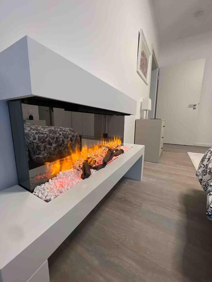 Luxurioeses Apartment,Neubau, 4 Personen, Parkplatz, Griechischer Stil Bochum Exteriör bild